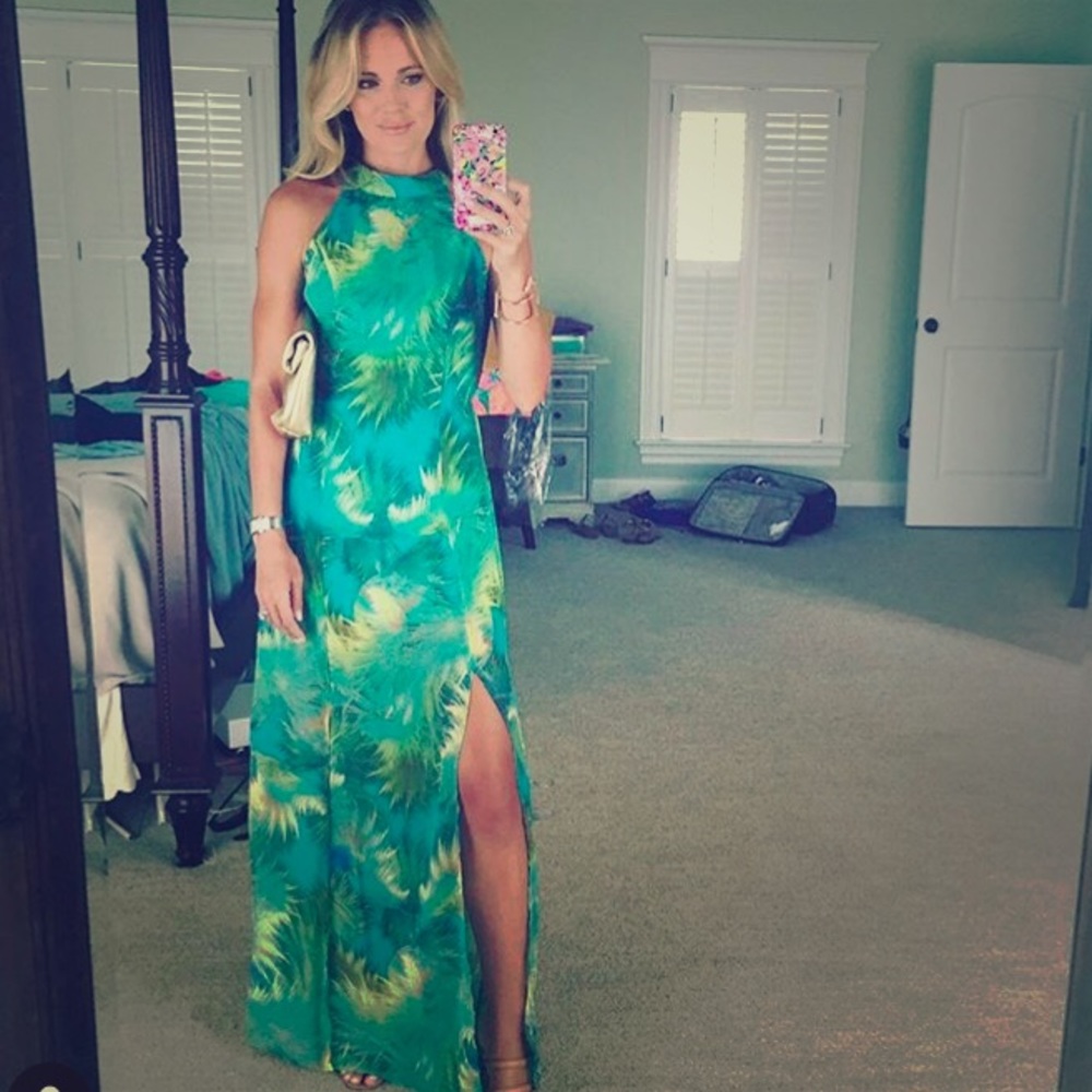 NWOT- Lulu’s Tropic of Discussion Green Maxi, M